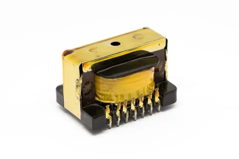 Transformers for railway signalling — 01