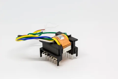 High frequency transformers (Low/Medium Power) — 01